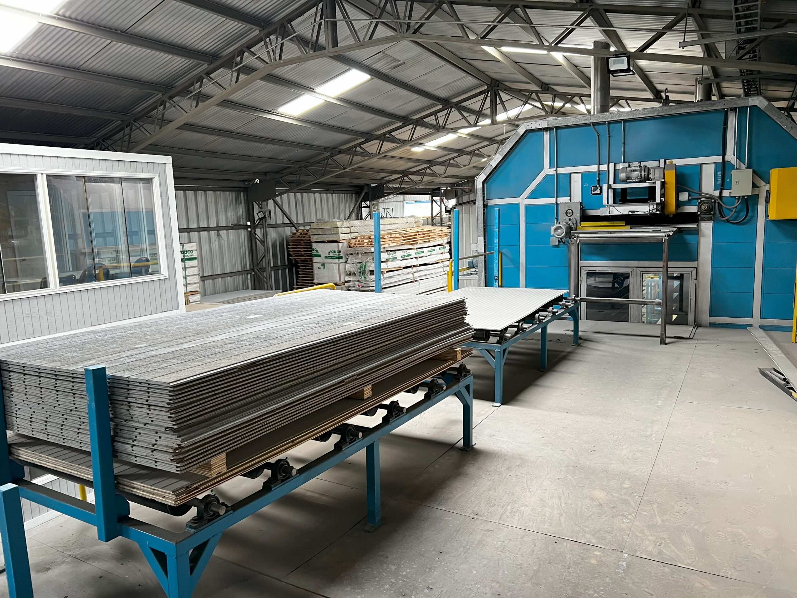 SALIDA HORNO PLYWOOD